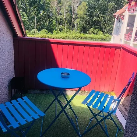 L'etoile Paloise -terrasse &wifi &parking &piscine Apartment *