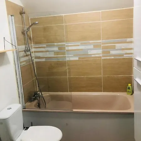 Apartment L'etoile Paloise -terrasse &wifi &parking &piscine *
